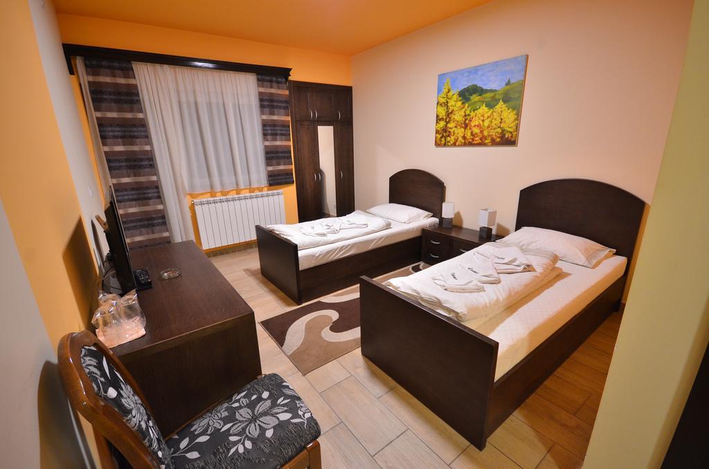 Hotel Lane Sjenica Exterior photo